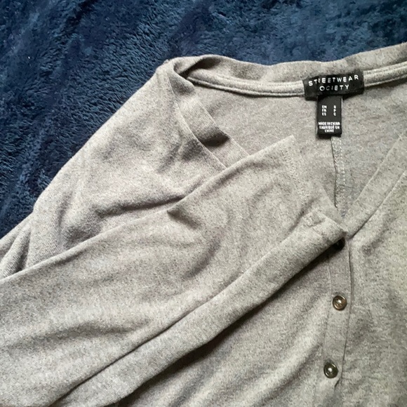 Grey Long Sleeve Shirt - Picture 1 of 4